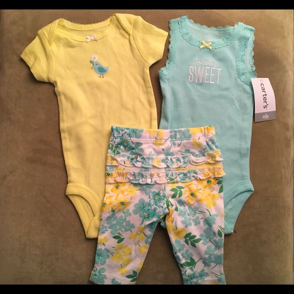 Carters New Born onesie T-shirt, Tank top and pant